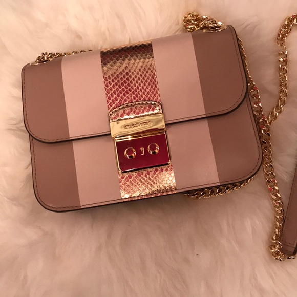 Michael Kors handbag - Picture 4 of 8